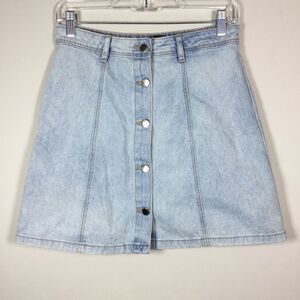 Bleach wash 100% cotton mini skirt button down size 6 Waist 28” Length 16 1/2”